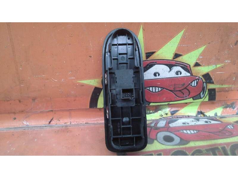 Recambio de mando elevalunas delantero derecho para peugeot 308 confort referencia OEM IAM   