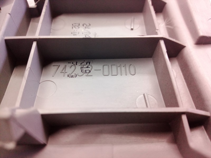 Recambio de mando elevalunas delantero izquierdo para toyota yaris active referencia OEM IAM 742320D110 742320D110 742320D110