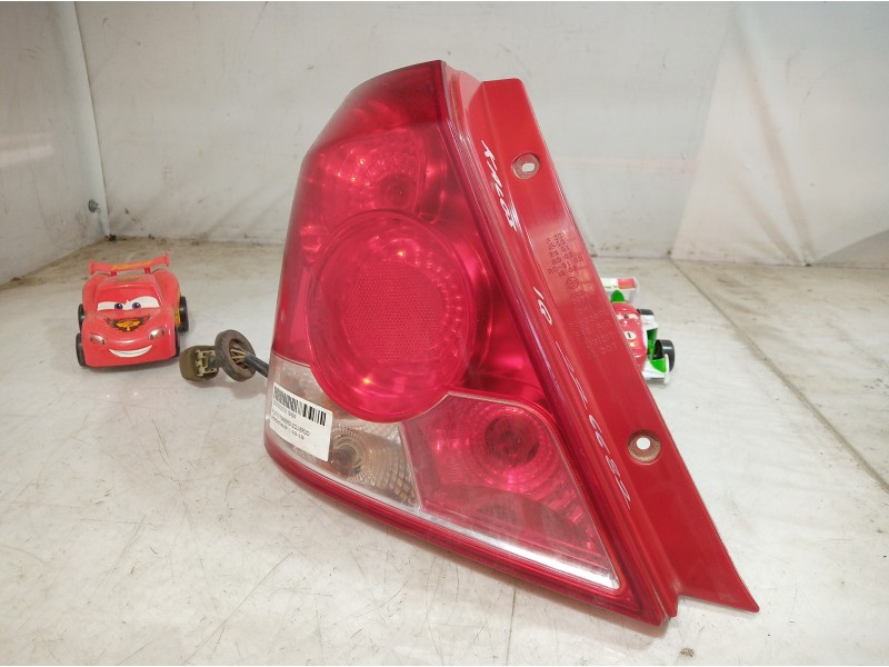 Recambio de piloto trasero izquierdo para chevrolet kalos referencia OEM IAM 300266L 300266L 300266