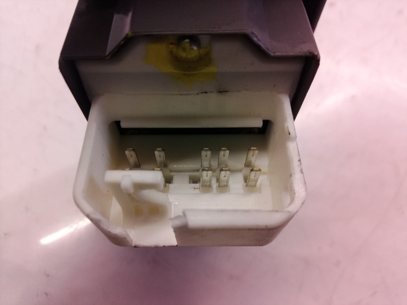 Recambio de mando elevalunas delantero izquierdo para toyota yaris active referencia OEM IAM 742320D110 742320D110 742320D110