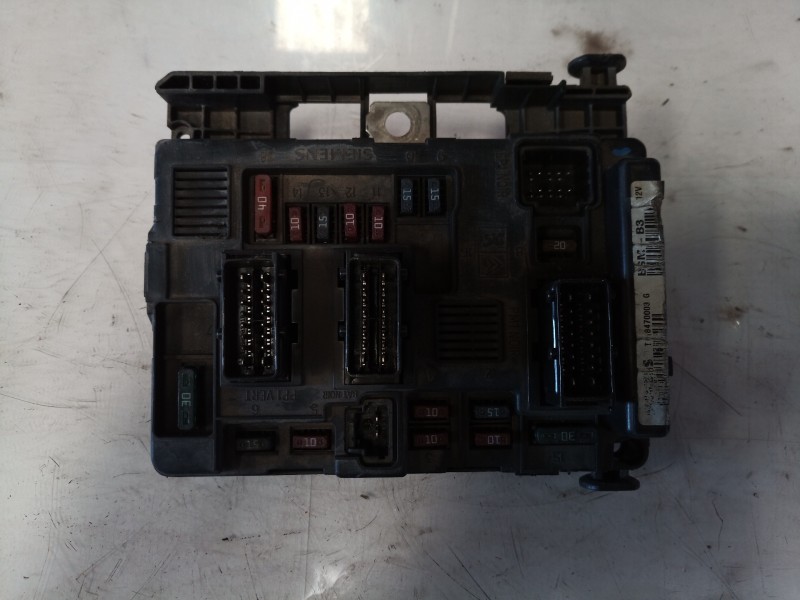 Recambio de caja reles / fusibles para citroën c3 pluriel 1.4 exclusive referencia OEM IAM 6500Y3 6500Y3 6500Y3
