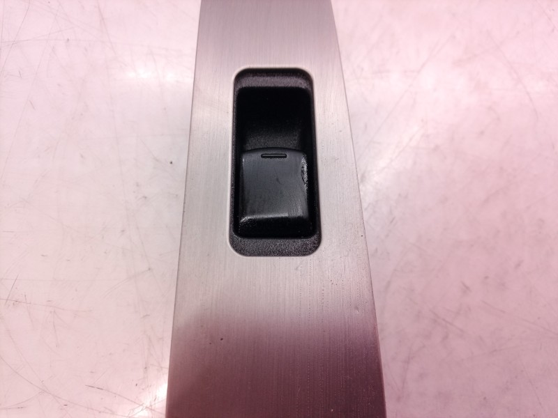 Recambio de mando elevalunas delantero derecho para nissan murano (z50) básico referencia OEM IAM 25411AX010  