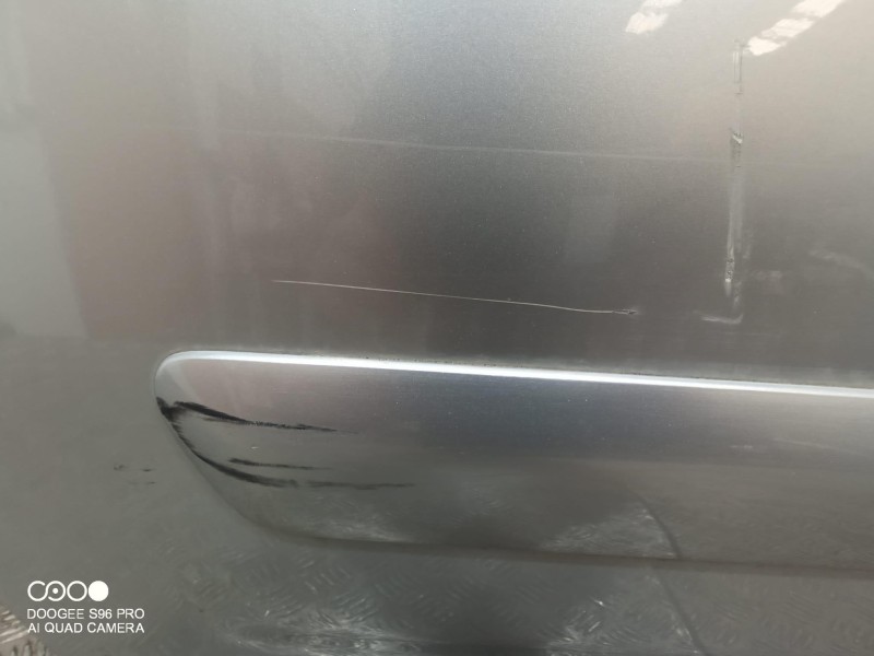 Recambio de puerta trasera derecha para honda cr-v (rd8) es referencia OEM IAM   