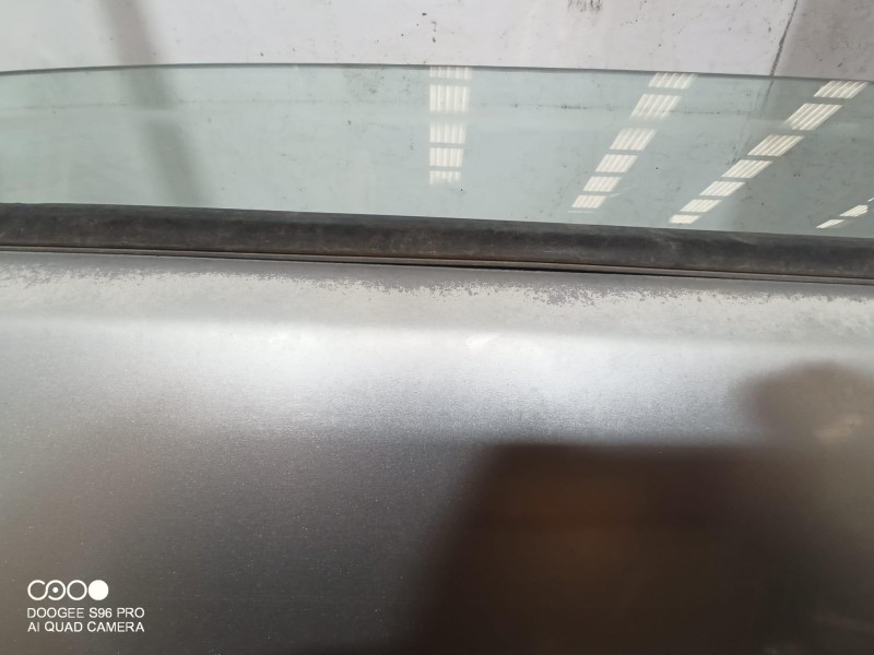 Recambio de puerta trasera derecha para honda cr-v (rd8) es referencia OEM IAM   