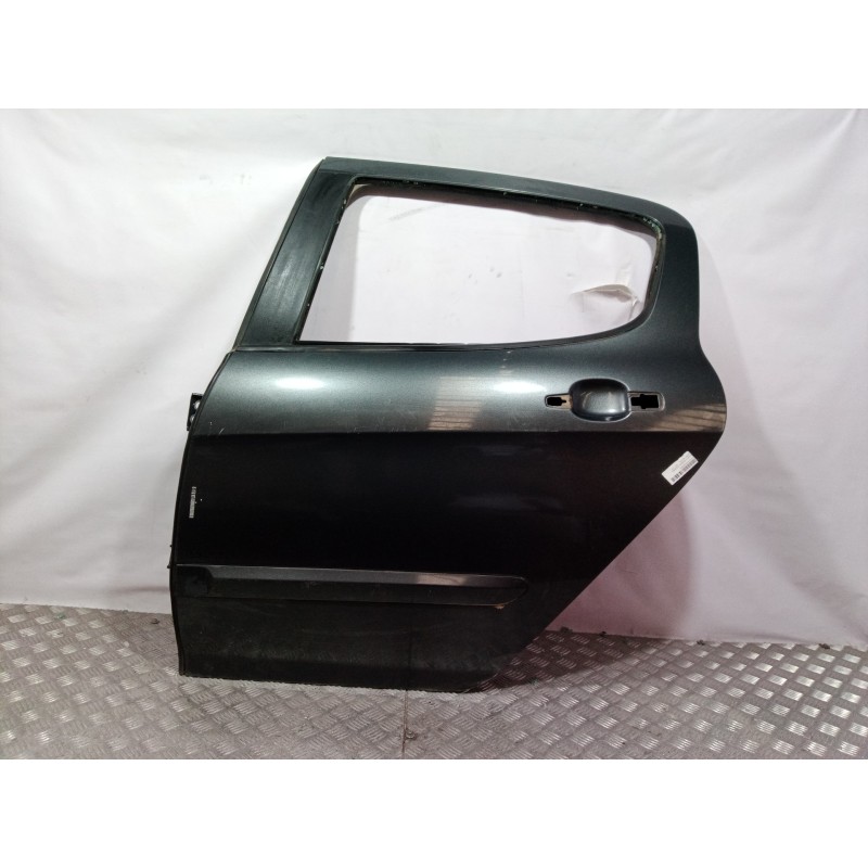 Recambio de puerta trasera izquierda para peugeot 308 confort referencia OEM IAM   