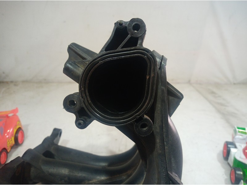 Recambio de colector admision para citroën c3 pluriel 1.4 exclusive referencia OEM IAM 9638425180 9638425180 9638425180