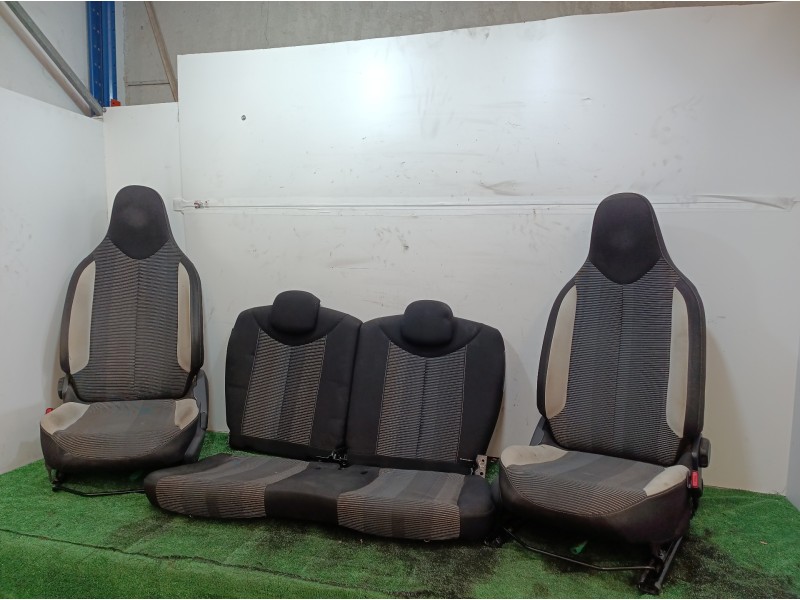 Recambio de juego asientos completo para peugeot 108 active referencia OEM IAM 5PUERTAS 5 PUERTAS 5 PUERTAS