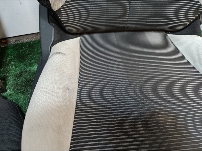 Recambio de juego asientos completo para peugeot 108 active referencia OEM IAM 5PUERTAS 5 PUERTAS 5 PUERTAS