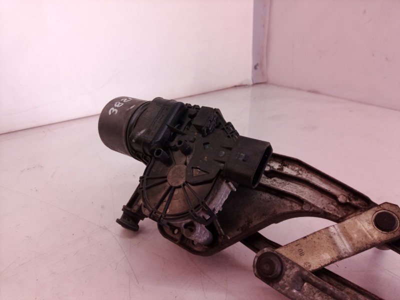 Recambio de motor limpia delantero para ford focus berlina (cap) trend referencia OEM IAM 3397020776 3397020776 4M5117504