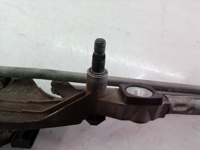 Recambio de motor limpia delantero para ford focus berlina (cap) trend referencia OEM IAM 3397020776 3397020776 4M5117504