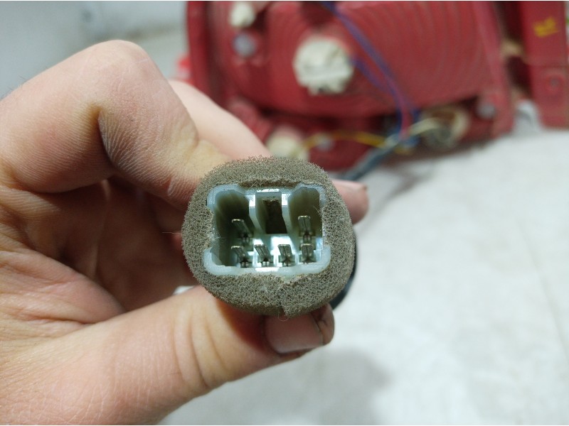 Recambio de piloto trasero derecho para chevrolet kalos referencia OEM IAM   