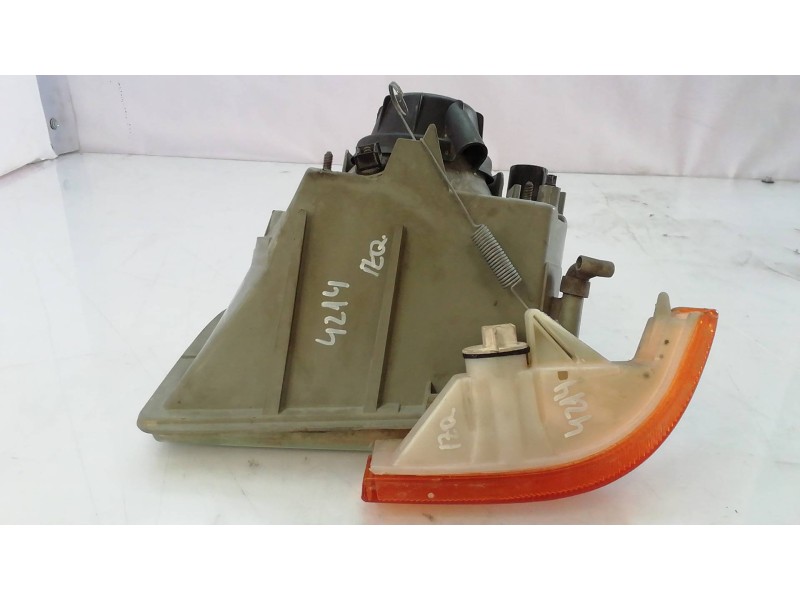 Recambio de faro izquierdo para renault 5 referencia OEM IAM   