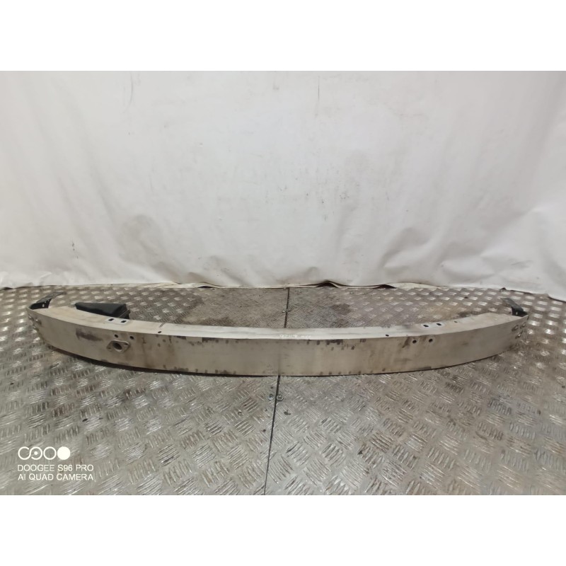 Recambio de refuerzo paragolpes delantero para mercedes-benz clase c (w203) berlina 220 cdi (203.006) referencia OEM IAM   
