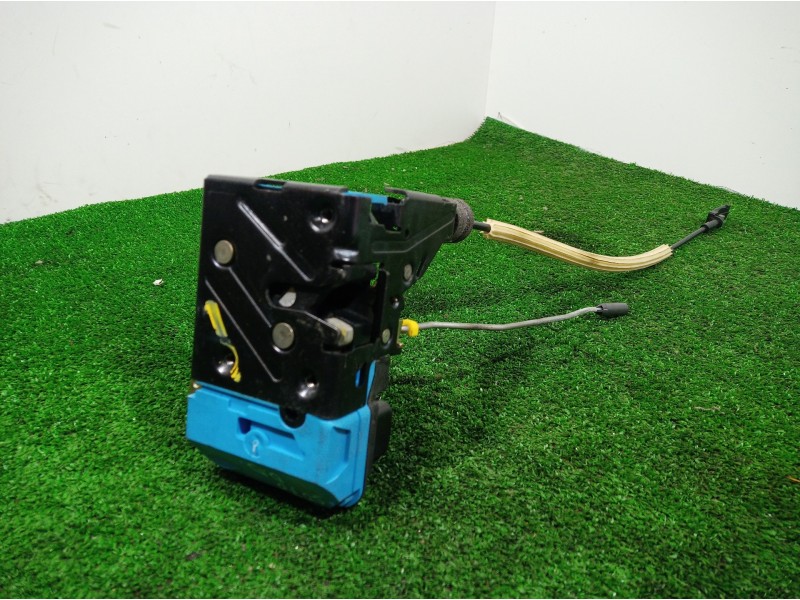 Recambio de cerradura puerta delantera derecha para volvo s60 berlina 2.4 (103kw) referencia OEM IAM 8650546 8650546 