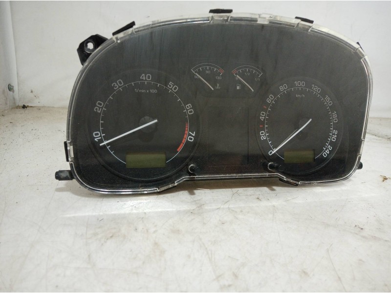 Recambio de cuadro instrumentos para skoda octavia berlina (1u2) referencia OEM IAM 1U0920811B 1U0920811B 1U0920811