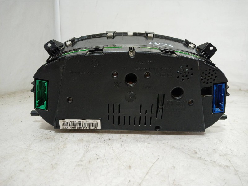 Recambio de cuadro instrumentos para skoda octavia berlina (1u2) referencia OEM IAM 1U0920811B 1U0920811B 1U0920811