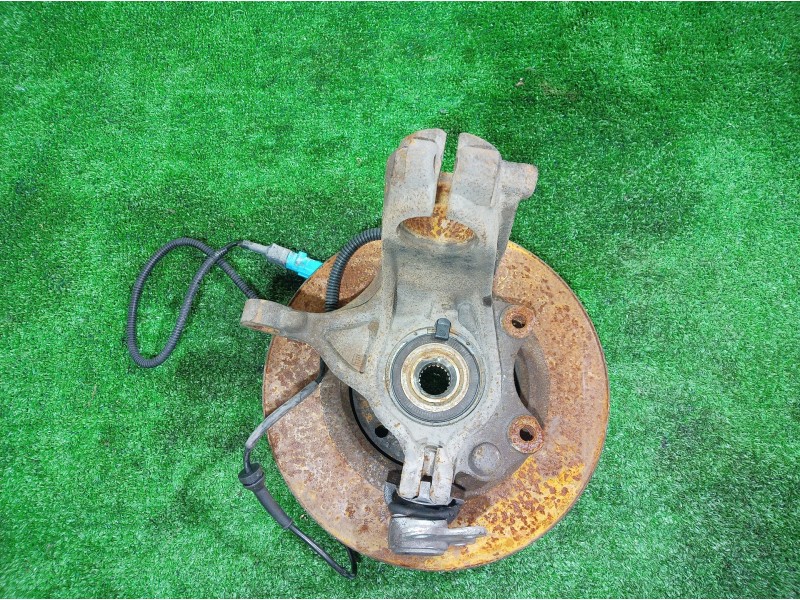 Recambio de mangueta delantera izquierda para citroën c3 pluriel 1.4 exclusive referencia OEM IAM   