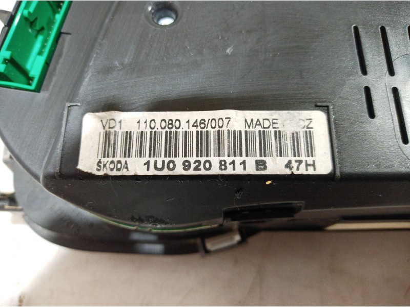 Recambio de cuadro instrumentos para skoda octavia berlina (1u2) referencia OEM IAM 1U0920811B 1U0920811B 1U0920811