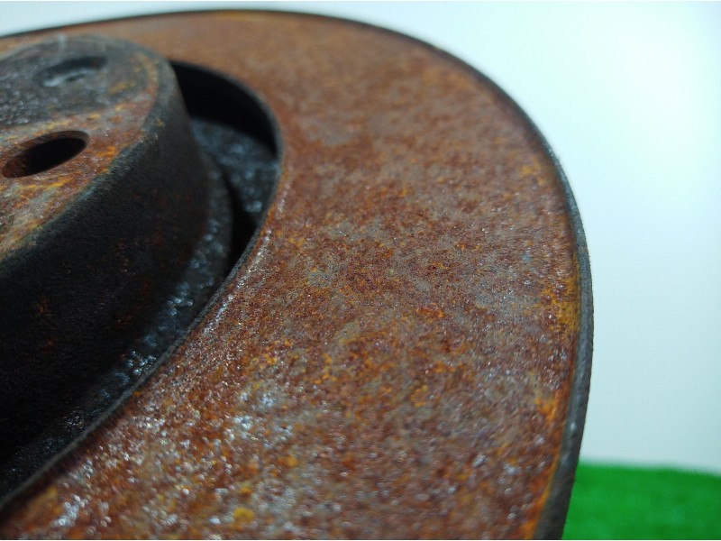 Recambio de mangueta delantera izquierda para citroën c3 pluriel 1.4 exclusive referencia OEM IAM   