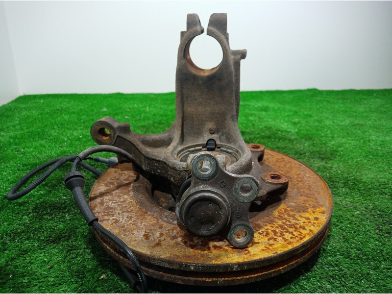 Recambio de mangueta delantera izquierda para citroën c3 pluriel 1.4 exclusive referencia OEM IAM   