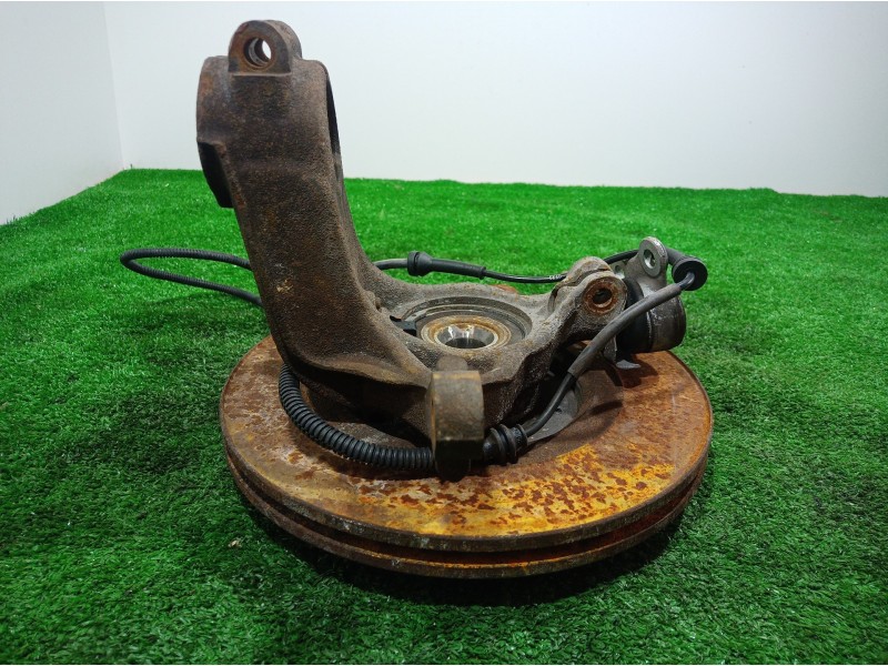 Recambio de mangueta delantera izquierda para citroën c3 pluriel 1.4 exclusive referencia OEM IAM   