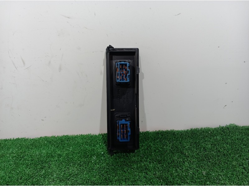 Recambio de interruptor para mitsubishi colt (cj0) 1300 glx referencia OEM IAM SINREF SIN REF 