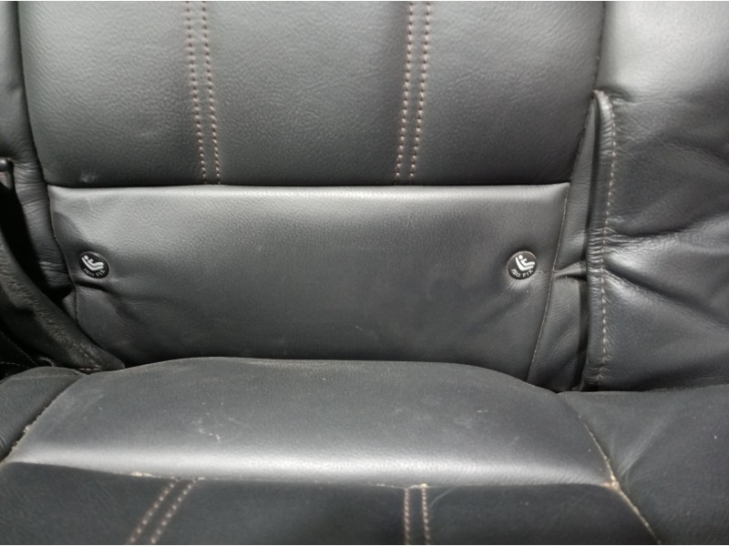 Recambio de juego asientos completo para mahindra xuv 500 xuv 500 fwd w6 referencia OEM IAM   