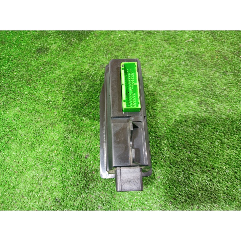 Recambio de mando elevalunas delantero derecho para volvo s60 berlina 2.4 (103kw) referencia OEM IAM 8651328 8651328 8651328