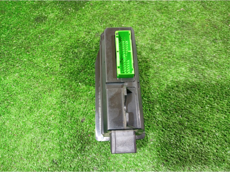 Recambio de mando elevalunas delantero derecho para volvo s60 berlina 2.4 (103kw) referencia OEM IAM 8651328 8651328 8651328