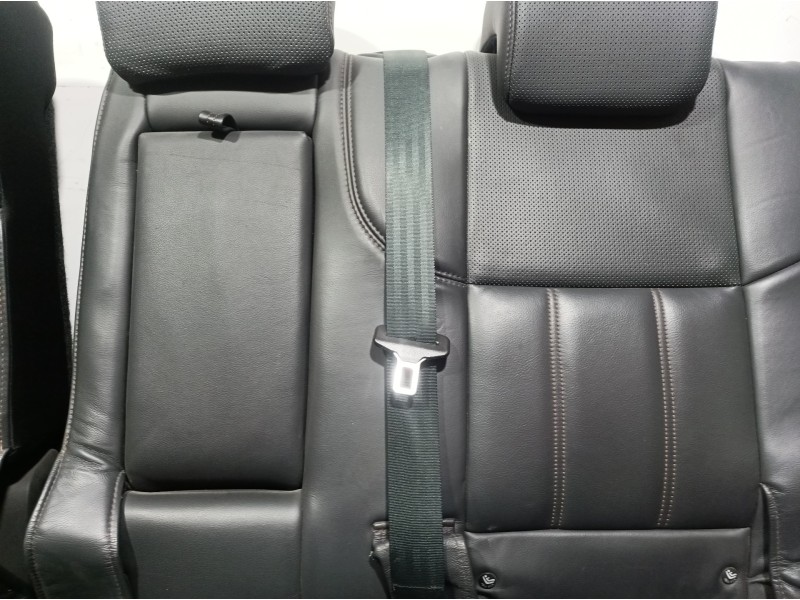 Recambio de juego asientos completo para mahindra xuv 500 xuv 500 fwd w6 referencia OEM IAM   