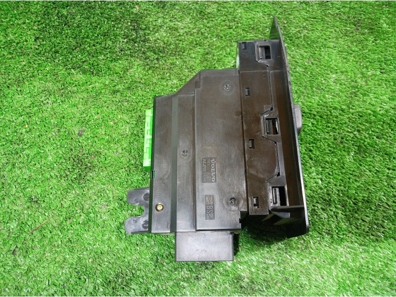 Recambio de mando elevalunas delantero derecho para volvo s60 berlina 2.4 (103kw) referencia OEM IAM 8651328 8651328 8651328