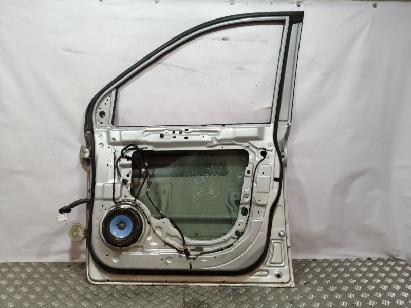 Recambio de puerta delantera derecha para kia carnival 2.9 crdi vgt ex referencia OEM IAM   