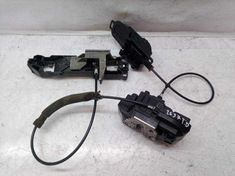 Recambio de cerradura puerta trasera derecha para nissan note (e11e) acenta referencia OEM IAM   