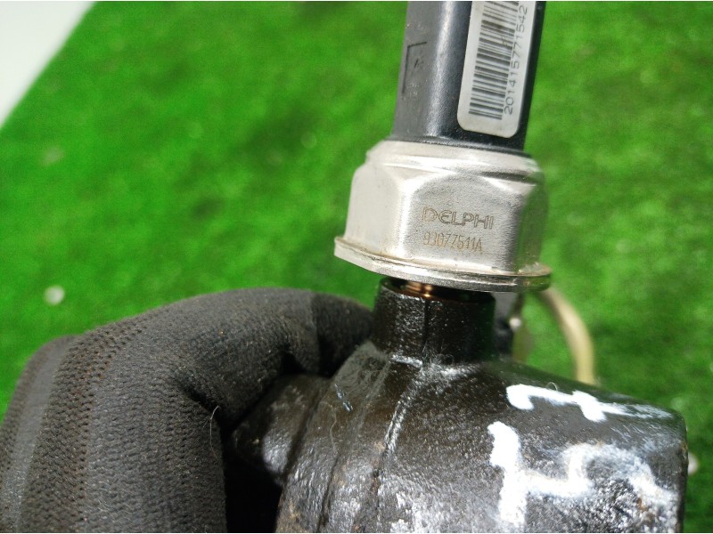 Recambio de rampa inyectora para nissan kubistar (x76) referencia OEM IAM 9307Z511A 9307Z511A 9307Z511A