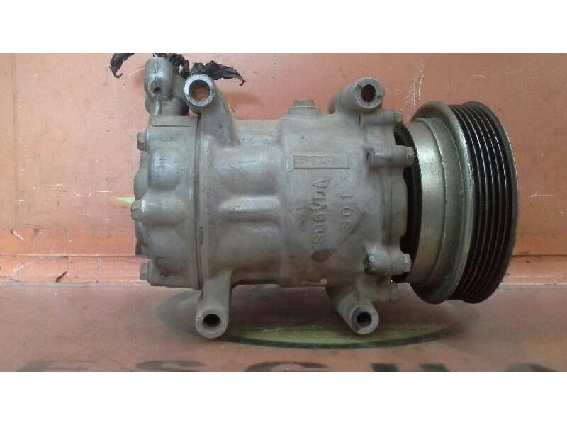 Recambio de compresor aire acondicionado para renault kangoo expression referencia OEM IAM 8200953359 8200953359 05639803062
