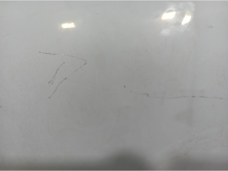 Recambio de capot para opel corsa d ´´111 years´´ referencia OEM IAM   