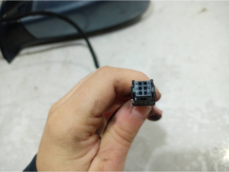 Recambio de retrovisor izquierdo para peugeot 307 break/sw (s2) d-sign referencia OEM IAM 41454313 41454313 41454313