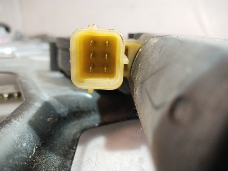 Recambio de elevalunas trasero derecho para land rover range rover (lp) dse (100kw) referencia OEM IAM 0130821317 0130821317 013