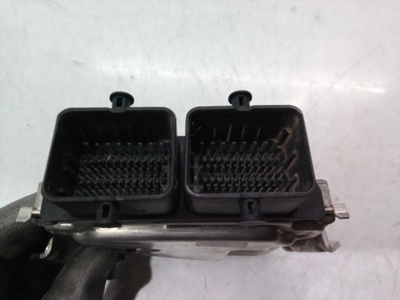 Recambio de centralita motor uce para suzuki alto amf 310 referencia OEM IAM 0261S04260 0261S04260 0261S04260