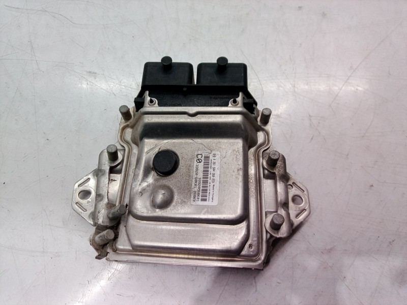 Recambio de centralita motor uce para suzuki alto amf 310 referencia OEM IAM 0261S04260 0261S04260 0261S04260