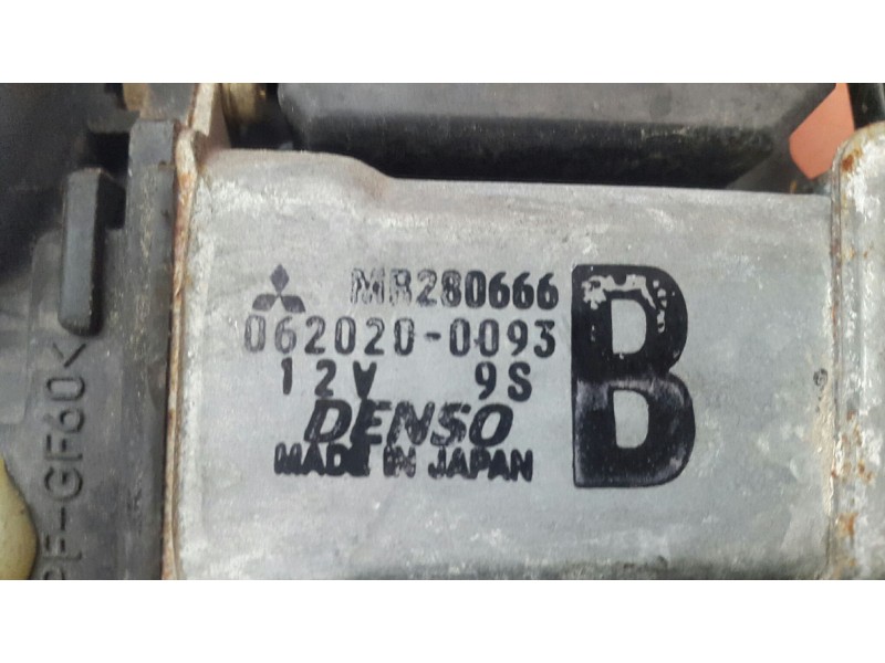 Recambio de elevalunas delantero derecho para mitsubishi galant familiar (ea0) 2500 v6 24v referencia OEM IAM MR280666 062020009