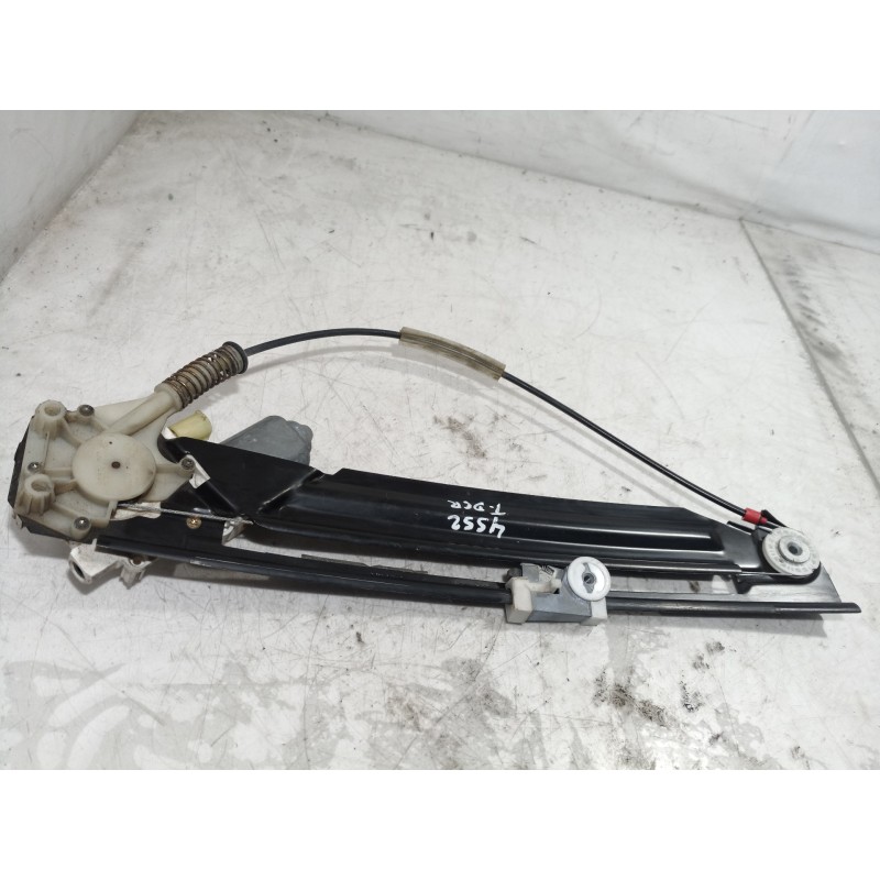 Recambio de elevalunas trasero derecho para bmw serie 5 berlina (e39) 530d exclusive referencia OEM IAM 8252430 8252430 8252430