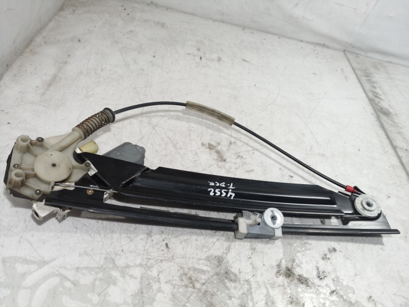 Recambio de elevalunas trasero derecho para bmw serie 5 berlina (e39) 530d exclusive referencia OEM IAM 8252430 8252430 8252430