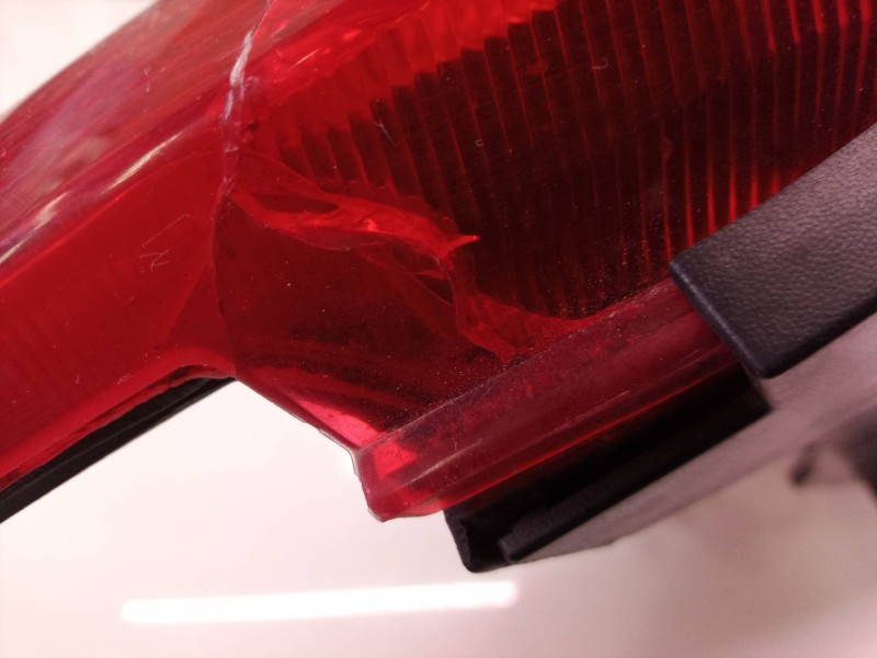 Recambio de piloto trasero derecho para nissan note (e11e) acenta referencia OEM IAM 22016752 22016752 22016752