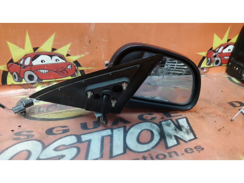 Recambio de retrovisor derecho para mitsubishi galant familiar (ea0) 2500 v6 24v referencia OEM IAM MR387773 MR387773 ELECTRICO