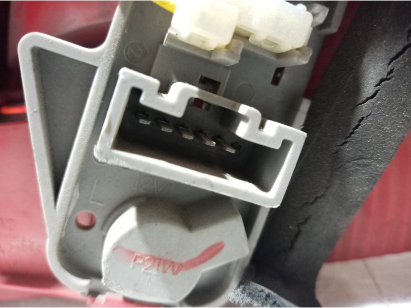 Recambio de piloto trasero izquierdo para toyota yaris (ksp9/scp9/nlp9) referencia OEM IAM   