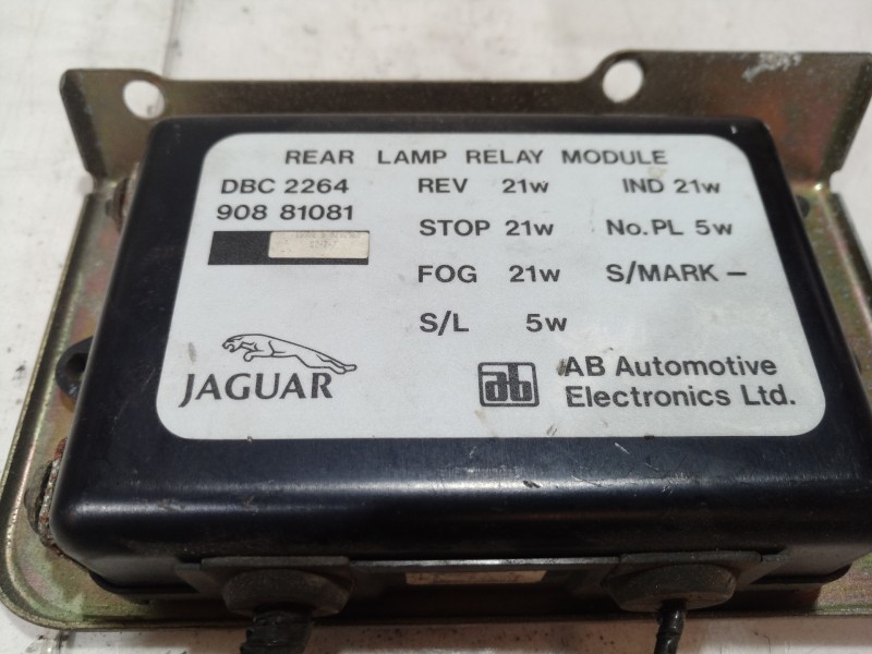 Recambio de modulo electronico para jaguar xj6/12 3.6 daimler / kat referencia OEM IAM 90881081 90881081 90881081