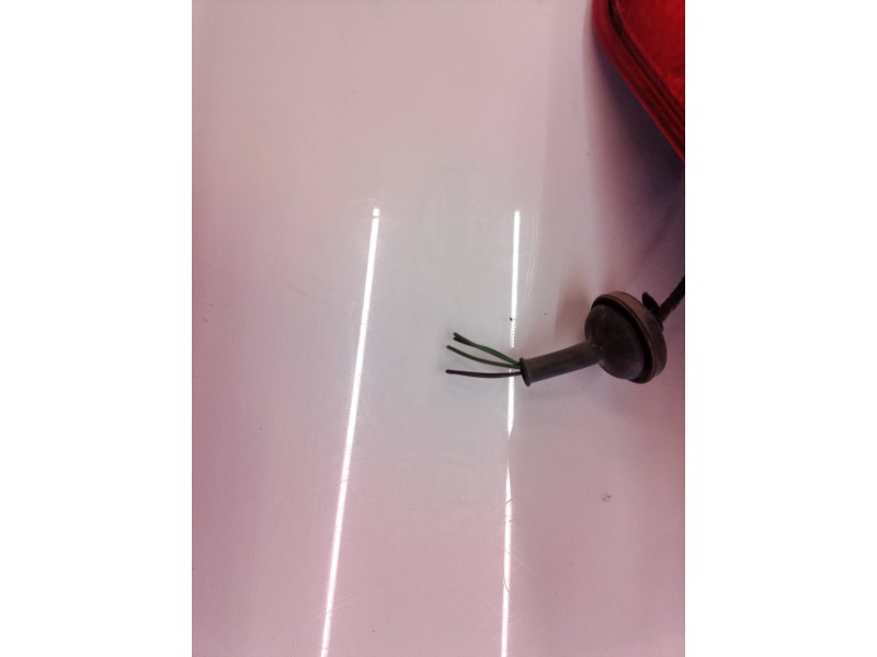 Recambio de piloto trasero derecho para nissan note (e11e) acenta referencia OEM IAM 22016752 22016752 22016752