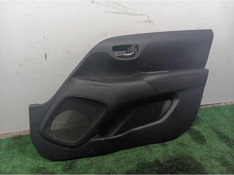 Recambio de guarnecido puerta delantera derecha para peugeot 108 active referencia OEM IAM 676100H180 676100H180 676100H180