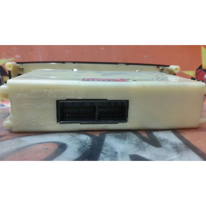 Recambio de mando climatizador para mitsubishi galant familiar (ea0) 2500 v6 24v referencia OEM IAM MR360372 MR360372 CAA502A040